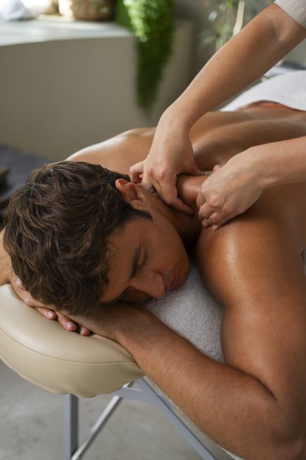 Massage suédois à Dijon par Destination bien être.